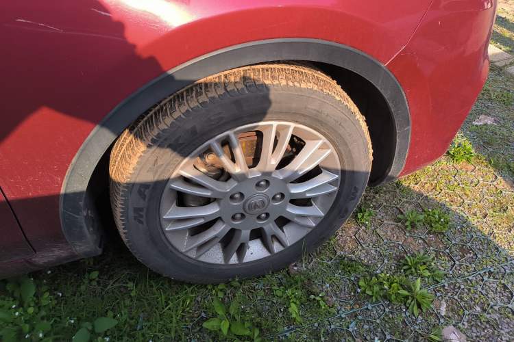 Used CHANGAN Eado 2013 1.6L Manual Junkuo Model China IV Standard Right Front Wheel Hub