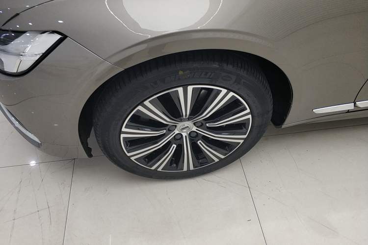 Used Volvo S90 2021 B5 Zhiyuan Luxury Edition
