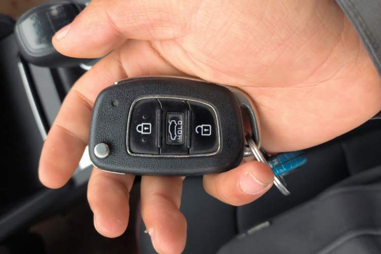 Used Hyundai Elantra (6th Generation / Lingdong) 2016 1.6L Manual ZhiXuan · Dynamic Model Interior 1