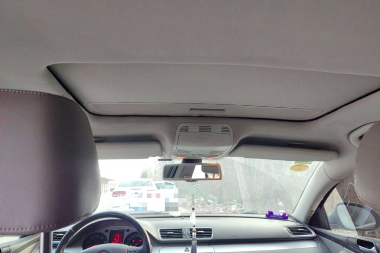 Used Volkswagen Magotan 2011 1.8TSI DSG Comfort Model Headliner