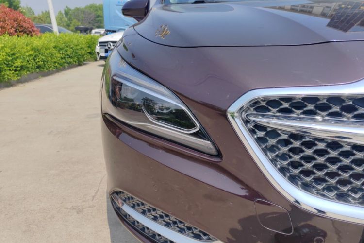 Used Buick LaCrosse 2018 28T Avenir
