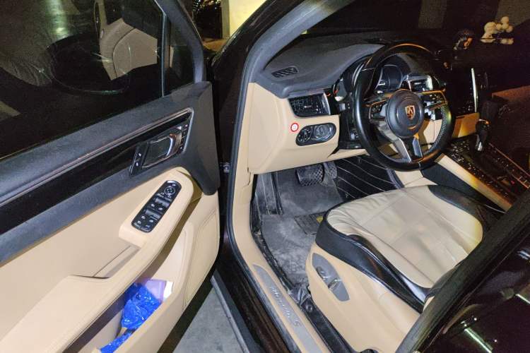 Used Porsche Macan 2017 Macan S 3.0T Driver Seat