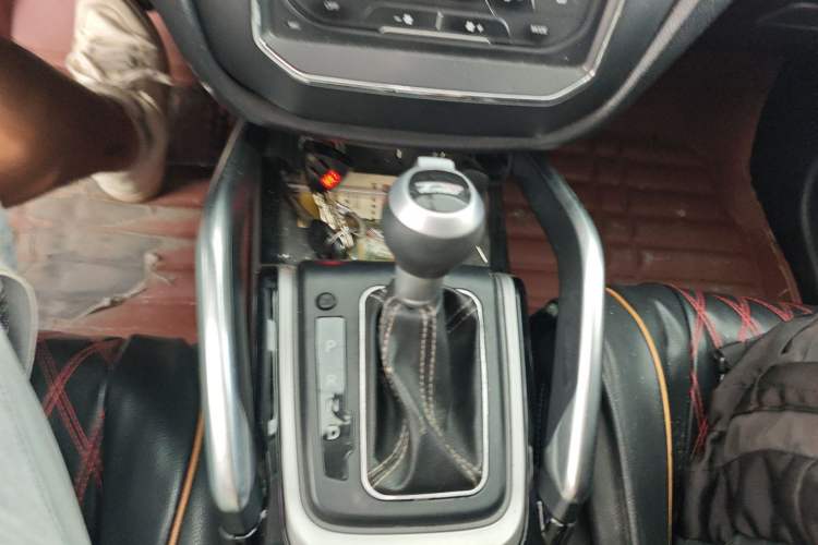 Used Zotye SR7 2017 1.5T CVT Cube Road Edition