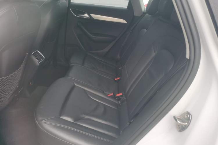 Used Audi Q3 2015 30 TFSI Comfort Model
