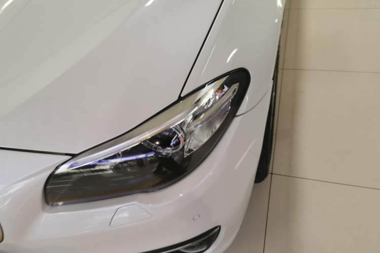 Used BMW 5 Series 2017 525Li Luxury Design Package Left Front Headlight
