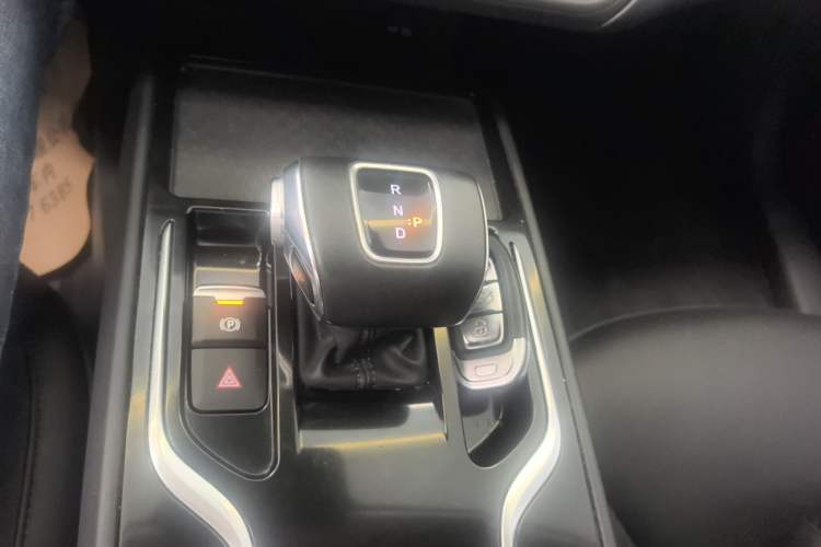 Used Hongqi E-QM5 2022 431 km Charge & Enjoy Edition