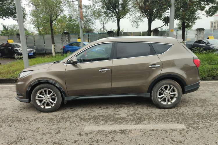 Used Dongfeng Fengon 580 2017 1.5T CVT Comfort Model
