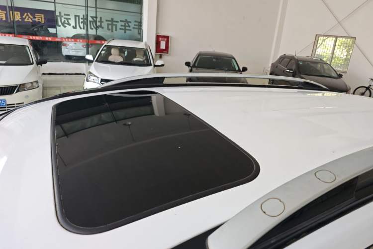 Used Haval H6 2015 Revised Version Sport Edition 1.5T Manual Transmission Two-Wheel Drive Elite Grade
