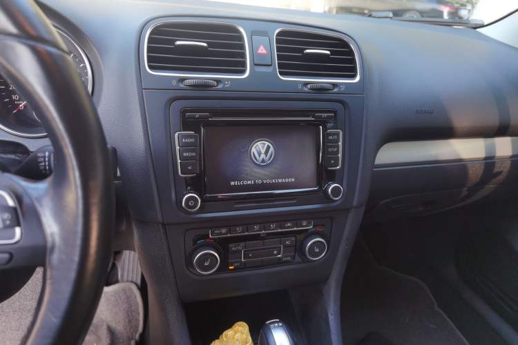 Used Volkswagen Golf 2012 1.4TSI Automatic Luxury Edition
