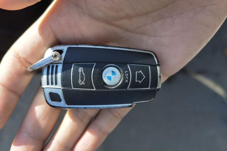 Used BMW X5 2011 xDrive35i low-power version U.S. specification Vehicle Key