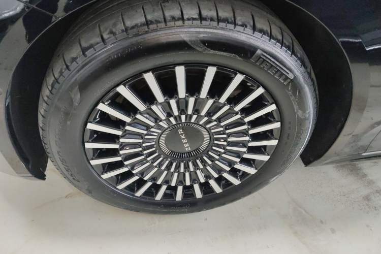 Used Zeekr 009 2024 7-Seater Walk-through Version 4WD 140 kWh

