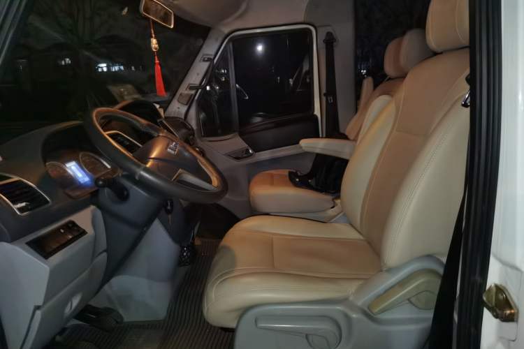 Used Iveco Power Daily 2016 3.0T-A32 Deluxe Top-End F1C
