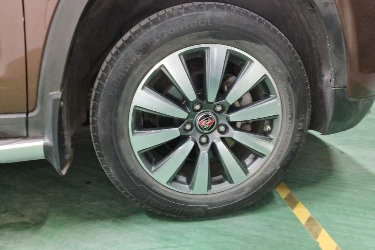 Used Roewe RX8 2018 30T Smart Connectivity Two-Wheel Drive Flagship Edition