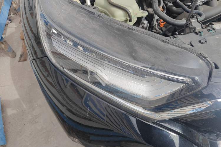 Used Honda CR-V 2021 240TURBO CVT 2WD Fashion Edition Right Front Headlight