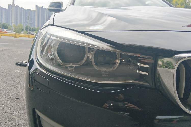 Used BMW 3 Series GT 2013 328i Sport Design Package Right Front Headlight