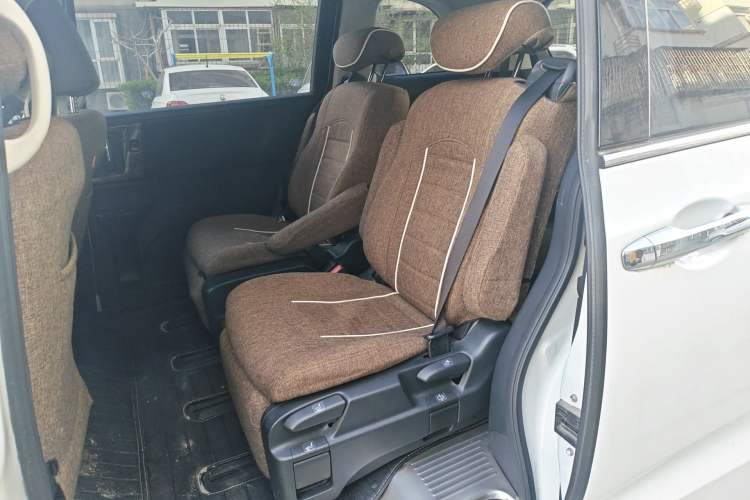 Used Honda Odyssey 2015 Updated Version 2.4L Smart Edition
