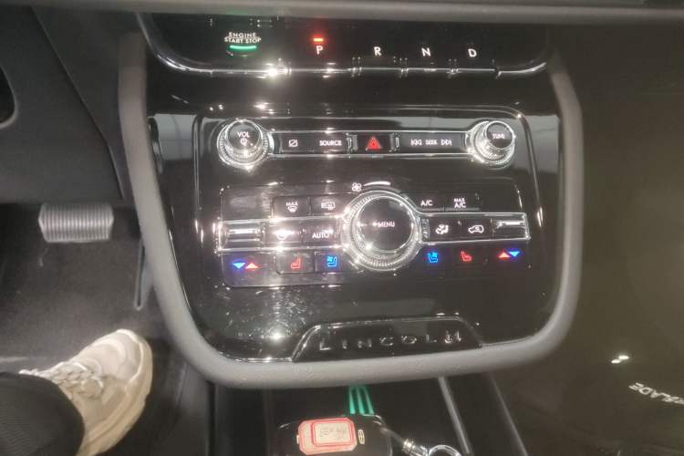 Used Lincoln Corsair 2020 2.0T Two-Wheel Drive Luxury Edition
