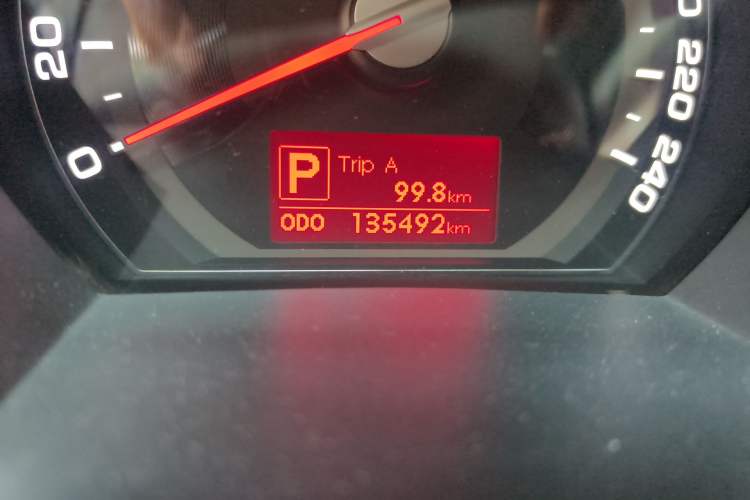 Used Kia Sportage R 2012 2.0L Automatic Two-Wheel Drive NAVI Odometer Close Up