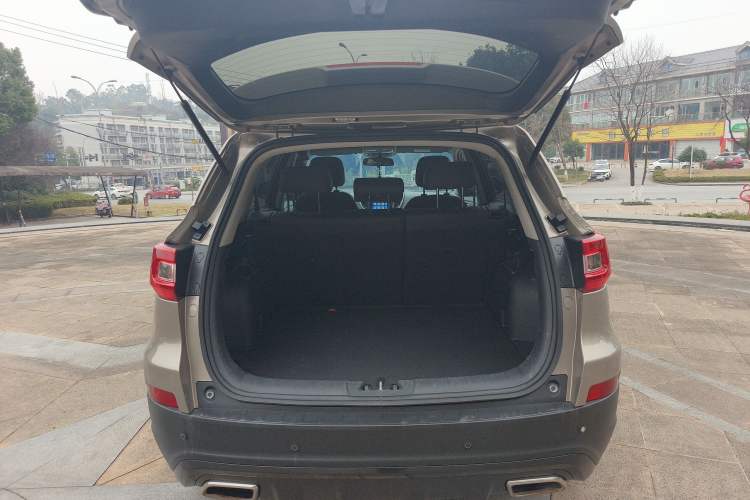 Used CHANGAN CS75 2016 1.5T Manual FENGSHANG Model
