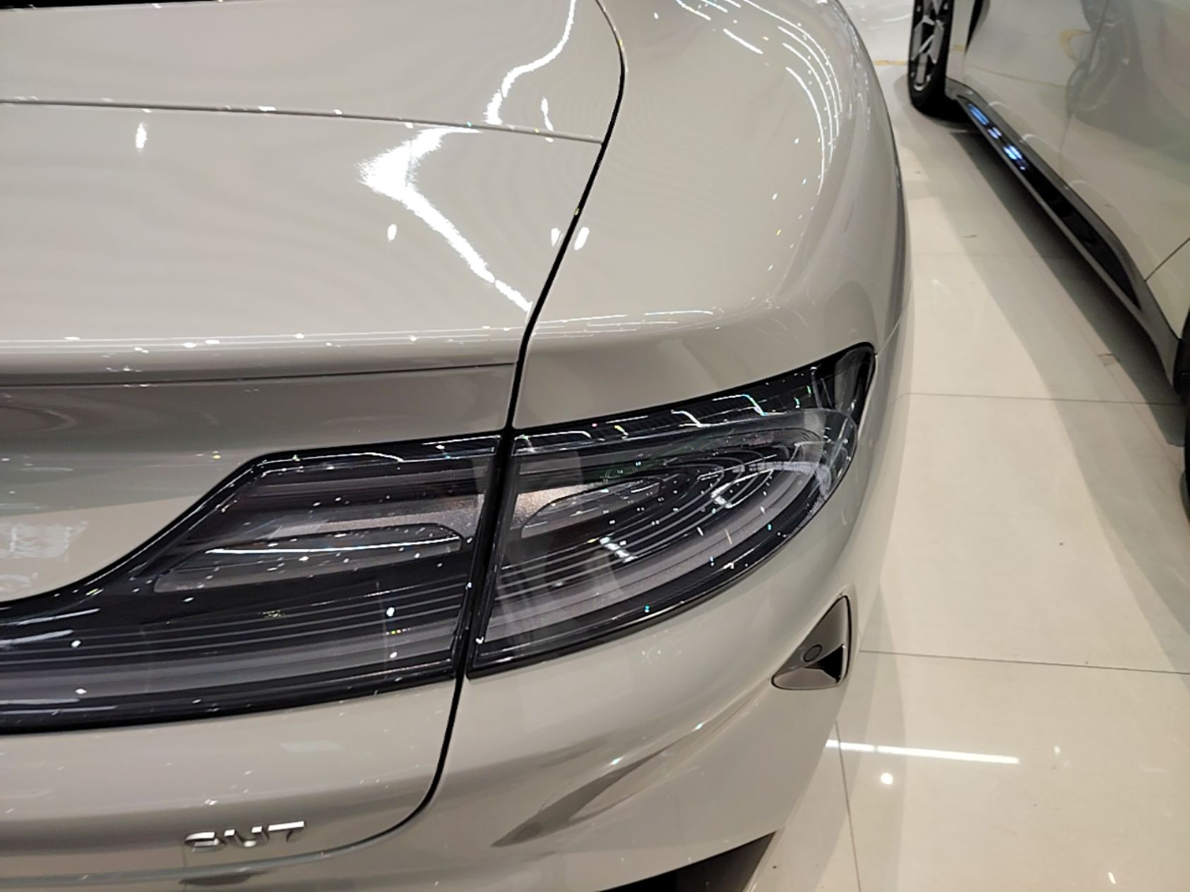 Xiaomi Auto SU7 2024 Rear-Drive Long-Range Intelligent Driving Version — снимка 9