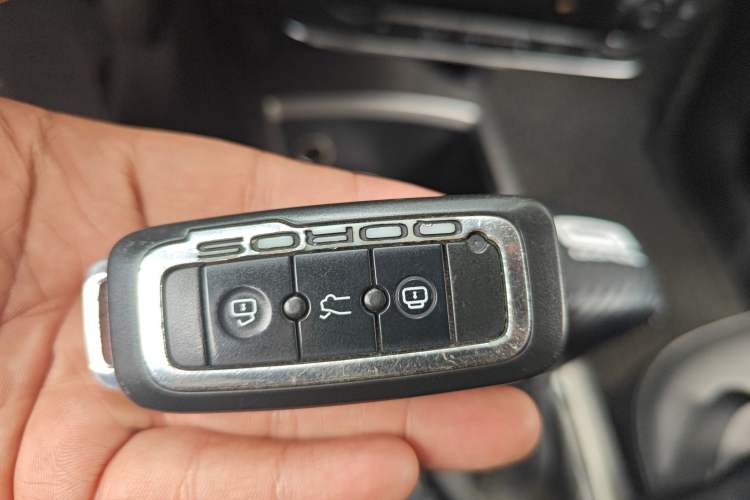 Used Qoros 3 2016 Urban SUV 1.6T Automatic Zhiyue Model