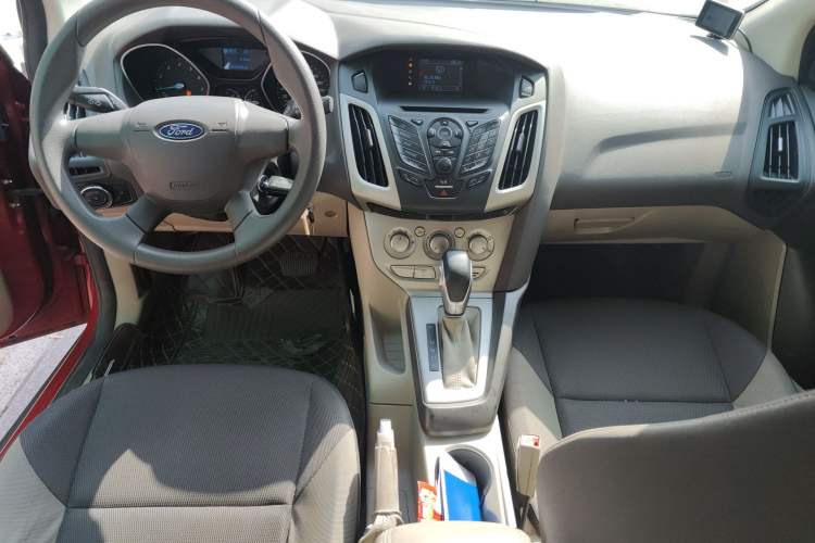 Used Ford Focus 2012 Sedan 1.6L Automatic Comfort Model