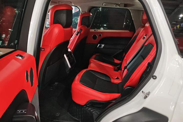 Used Land Rover Range Rover Sport 2020 3.0 L6 SE
