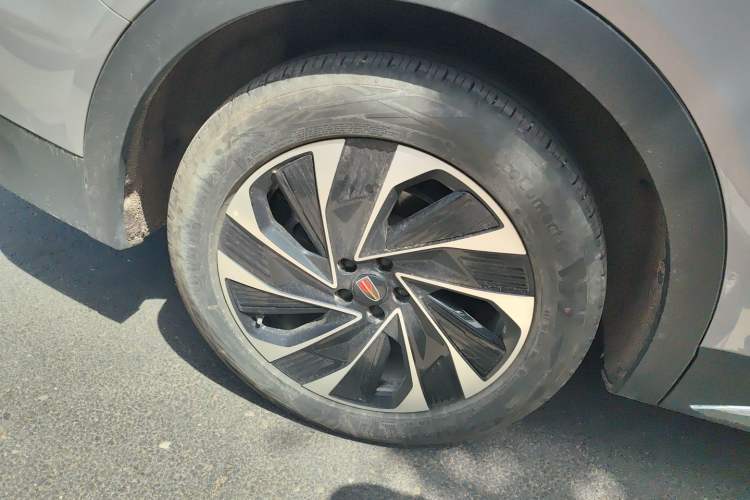 Used Hongqi HS7 PHEV 2024 2.0T PHEV Four-Wheel-Drive Flagship Edition 6 Seats