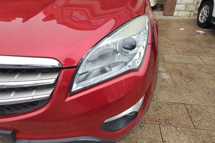 Used Changan CS35 2014 1.6L Automatic Luxury Model China IV Standard