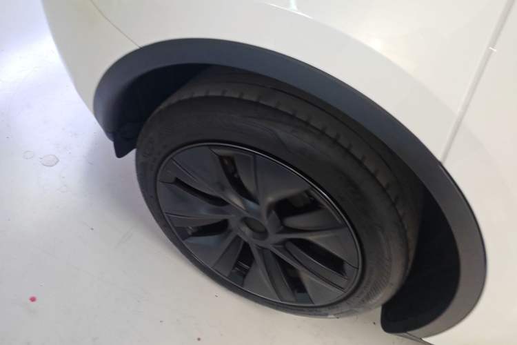 Used Tesla Model Y 2024 Rear-Wheel-Drive Version