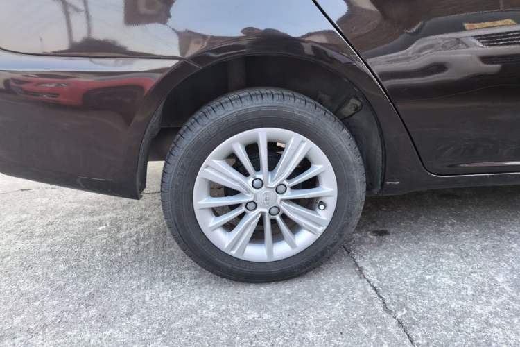 Used Geely Auto Diamond 2016 1.5L Manual Elite Edition
