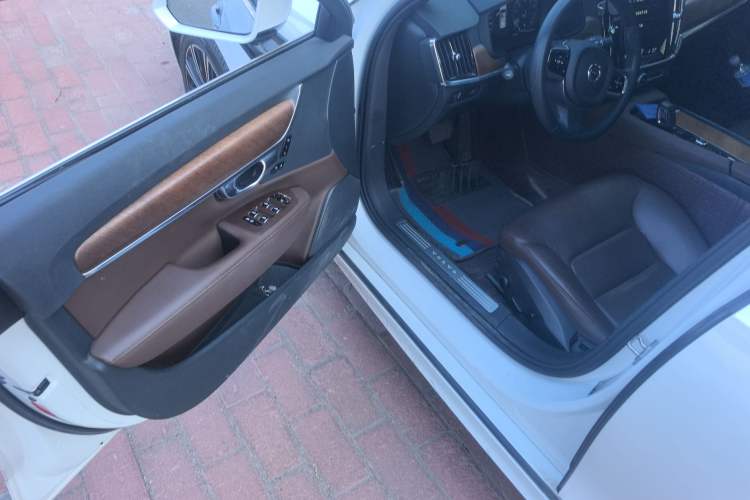 Used Volvo S90 2021 B5 Zhiyi Luxury Edition