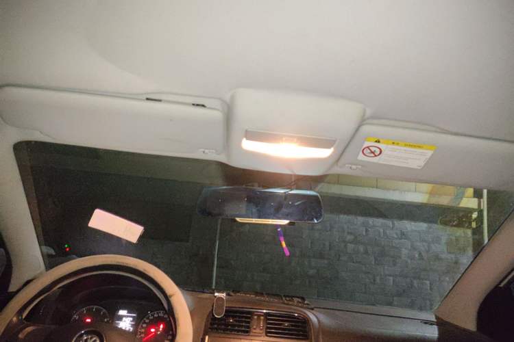 Used Volkswagen Polo 2014 1.4L Manual Fashion Edition
