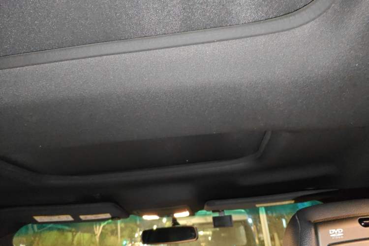 Used Ford Explorer 2013 3.5L Deluxe Model
