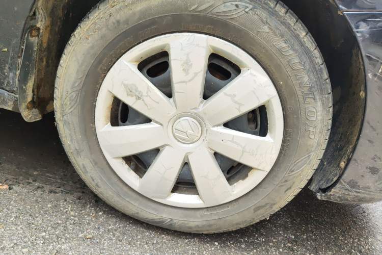 Used Volkswagen Santana 2013 1.6L Manual Fashion Edition Right Front Wheel Hub