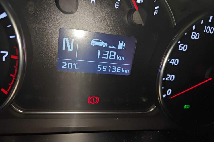 Used Kia Carens 2013 2.0L 7-Seater Automatic Standard Version China V Standard