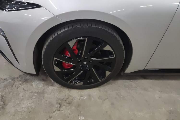 Used Dongfeng eπ eπ007 2024 530 Pro Version