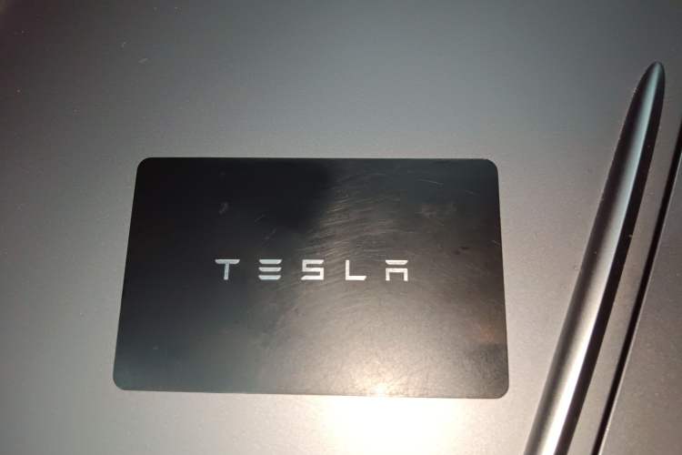 Used Tesla Model Y 2021 Standard Range Rear-Wheel Drive Version Vehicle Key