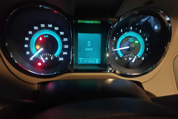 Used Buick LaCrosse 2012 2.4L SIDI Elegant Edition Odometer Close Up