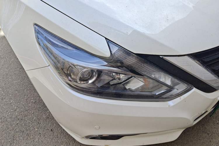 Used Nissan Teana 2018 2.0L XL Smart Upgrade Edition Right Front Headlight