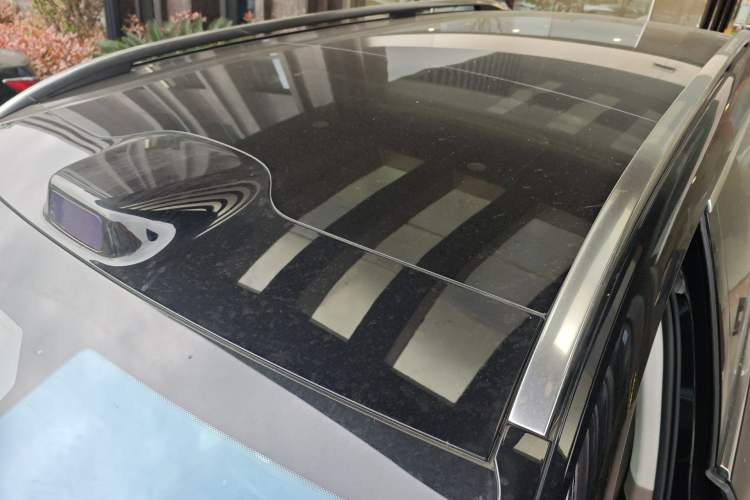 Used Hima AITO M9 2025 Extended-Range Ultra Version 52 kWh 5-Seater Edition Roof