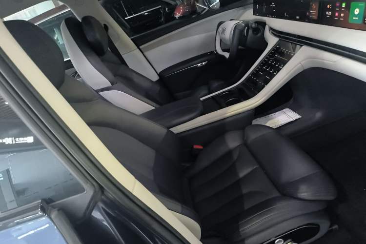 Used IM LS7 2023 77 kWh Urban Fit Rear-Wheel Drive