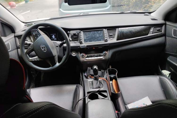 Used Hyundai Mistra 2017 1.6T Automatic Smart GLS China V Standard Center Console