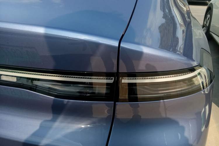 Used Nissan N6 2026 Model 180 Max Exterior 3