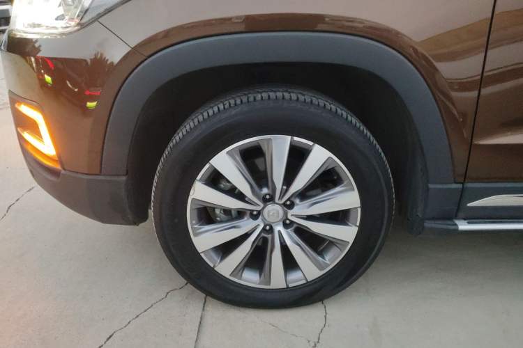 Used CHANGAN CS95 2017 2.0T Two-Wheel Drive Zhitu Edition