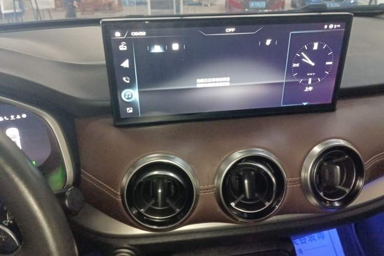 Used Wey VV6 2021 2.0T Two-Wheel Drive Smart Plus
