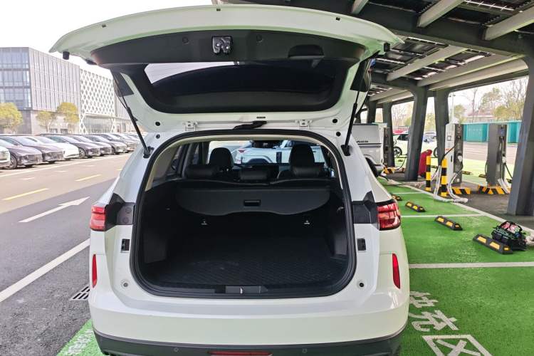 Used Haval H6 2024 1.5T Two-Wheel-Drive Classic Edition
