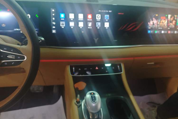 Used VOYAH Dream 2024 PHEV Ultra-Long Range Flagship Edition Audio And AC Panel