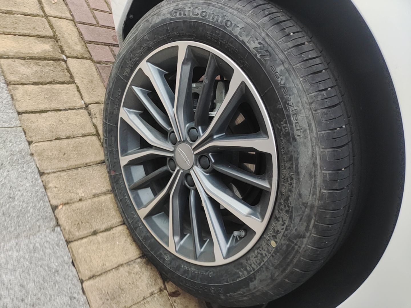 Geely Auto Preface 2025 Dongfang Yao 1.5TD Fuyao Edition — снимка 11