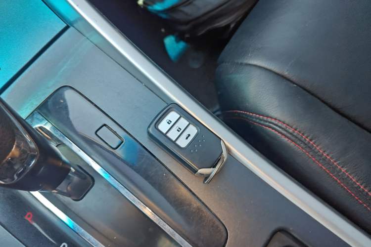 Used Honda Accord 2015 2.0L LX Comfort Edition
